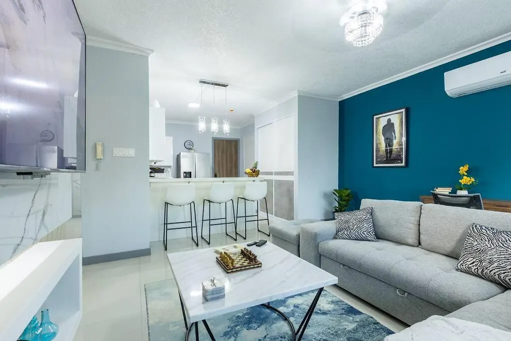Modern Luxury Apartment In New Kingston